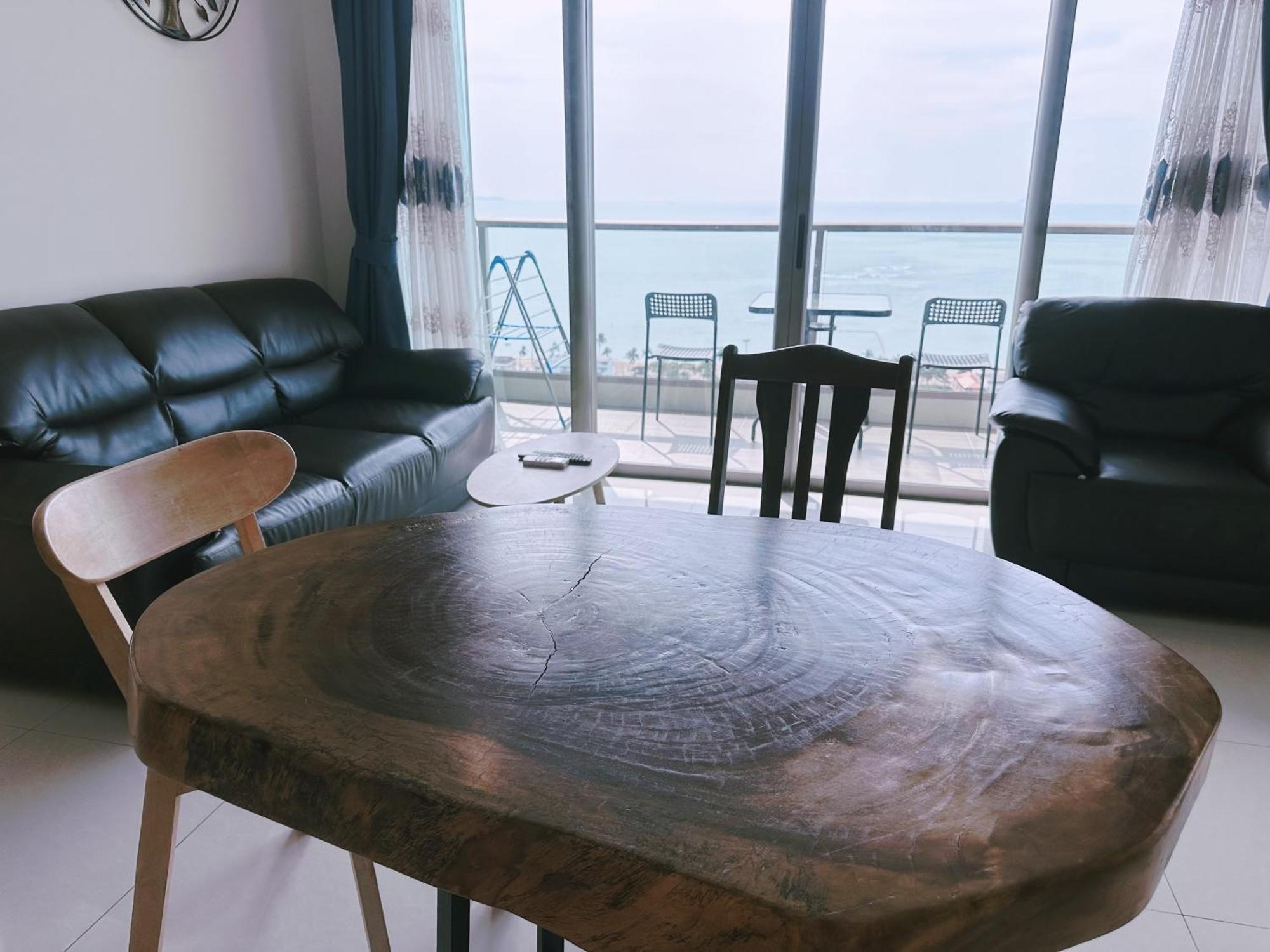 Appartement Riviera Jomtien By Daisy Pattaya 2 Extérieur photo