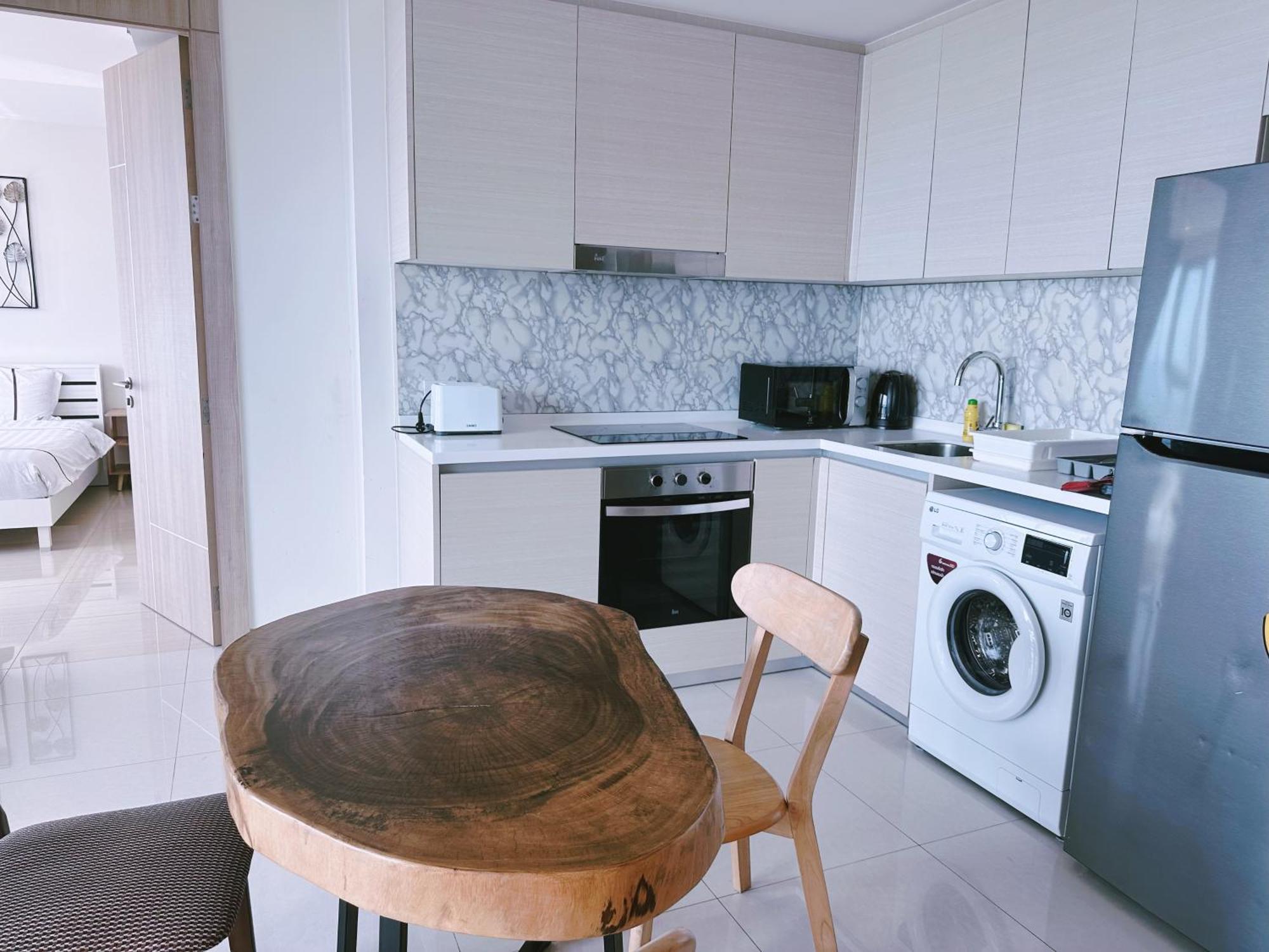 Appartement Riviera Jomtien By Daisy Pattaya 2 Extérieur photo